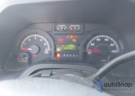 2013 Ford E-150 Commercial z USA, uszkodzony, nr VIN 1FTNE1EW7DDA61970